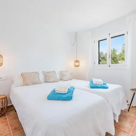 Mar - With Spectacular Pool Area & Bar *